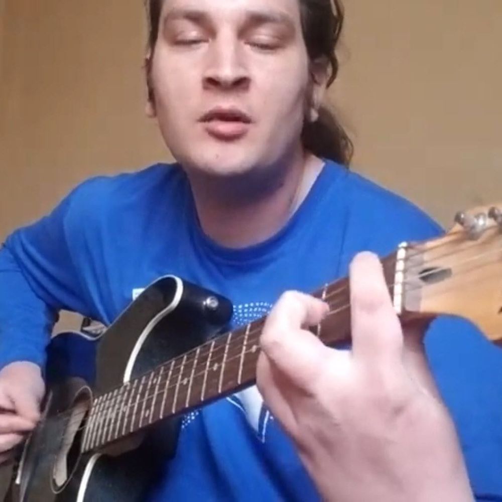 Meet your Posher, Carlos